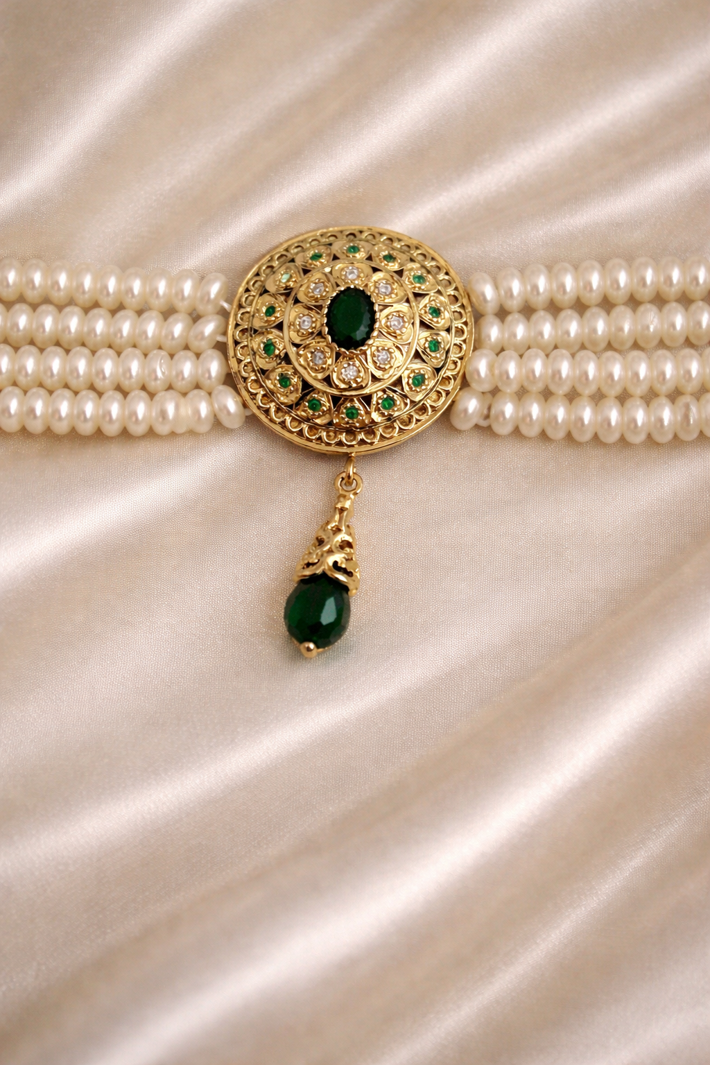 Lalla Mannana Choker