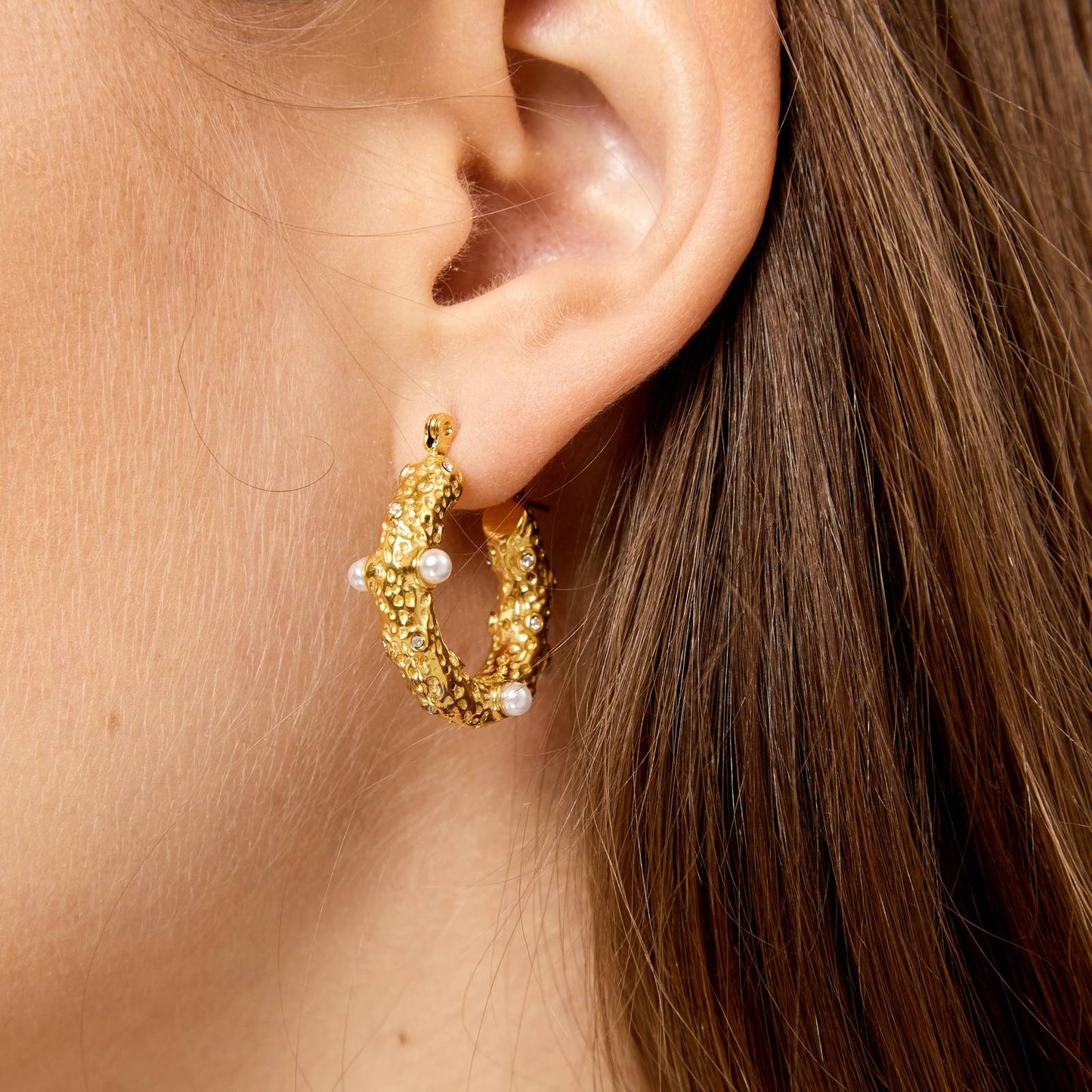 BOUCLES D'OREILLES EN ACIER INOXYDABLE PLAQUÉ OR 18 CARATS Gold Pearl Chic IMPERMÉABLES